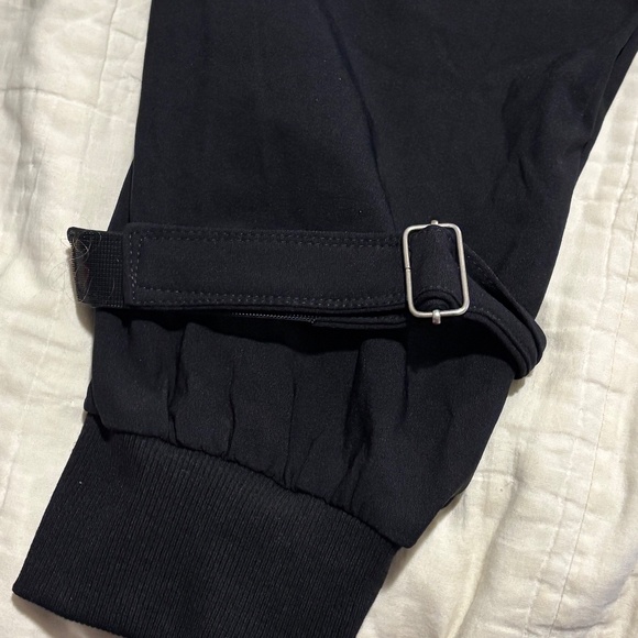 🖤 Unbranded Techwear Cargo Joggers | Silver Zip Details | Size L - Picture 3 of 9